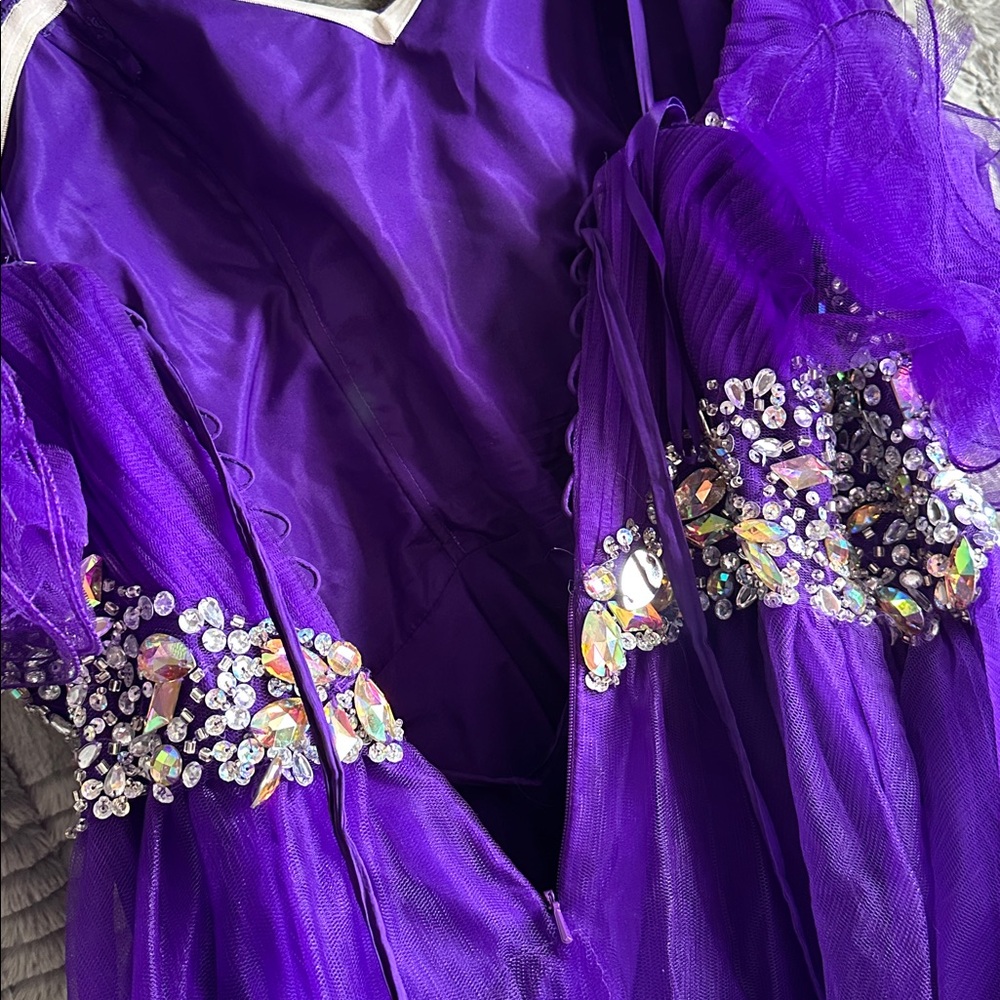 Jolene Rhinestone Gown - Picture 6 of 7